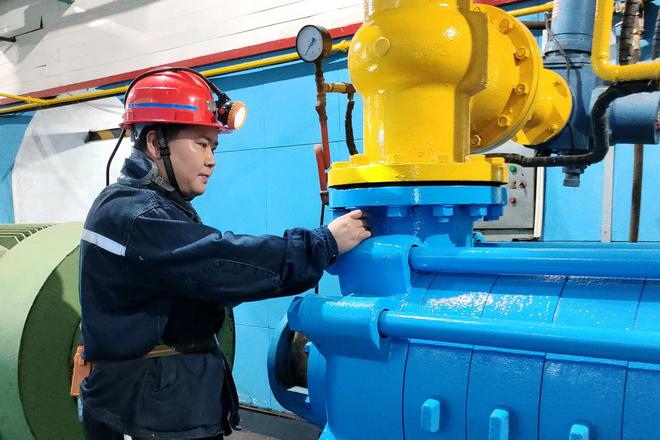 山東能源濱湖煤礦劉太玉：以過硬本領打造高質量運轉區隊(圖1)