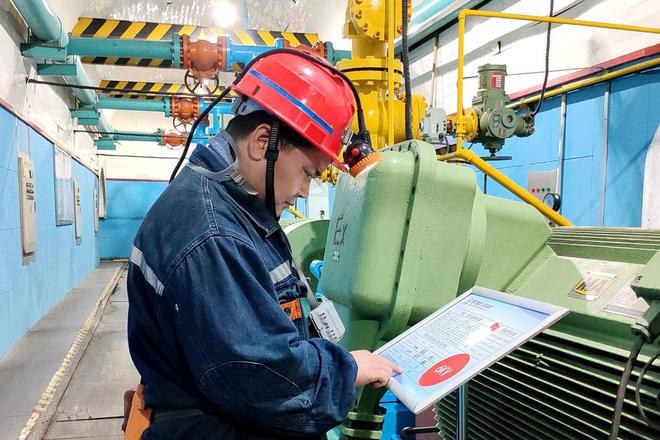 山東能源濱湖煤礦劉太玉：以過硬本領打造高質量運轉區隊(圖3)