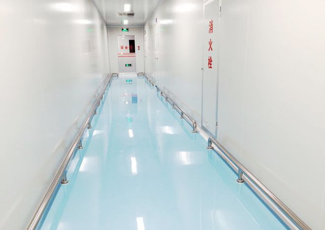 合景凈化工程公司：如何確保化妝品潔凈車間吊頂施工順利？(圖1)